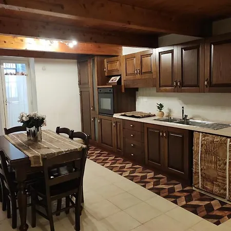 Nunziahome Apartman *